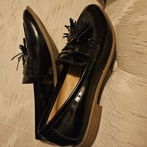 G.H. Bass Womens Noelle Patton Black Patent Style Tassel Loafers Size 7